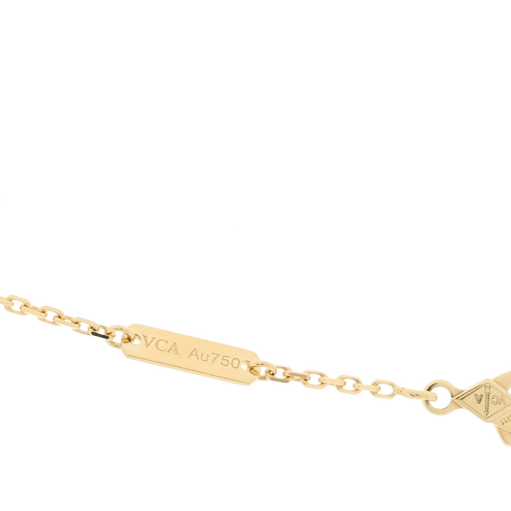 18K Yellow Gold Carnelian Vintage Alhambra Pendant Necklace