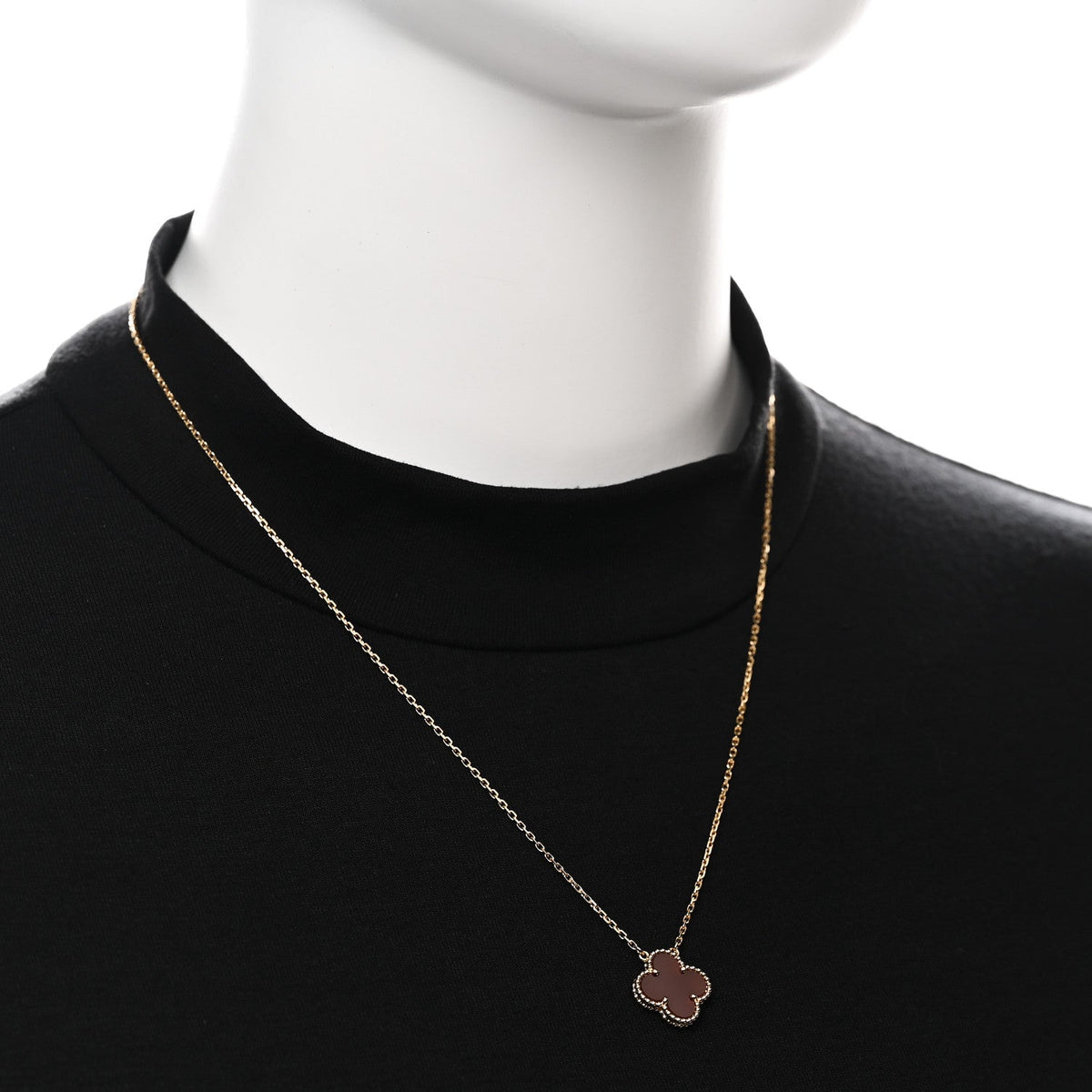 18K Yellow Gold Carnelian Vintage Alhambra Pendant Necklace