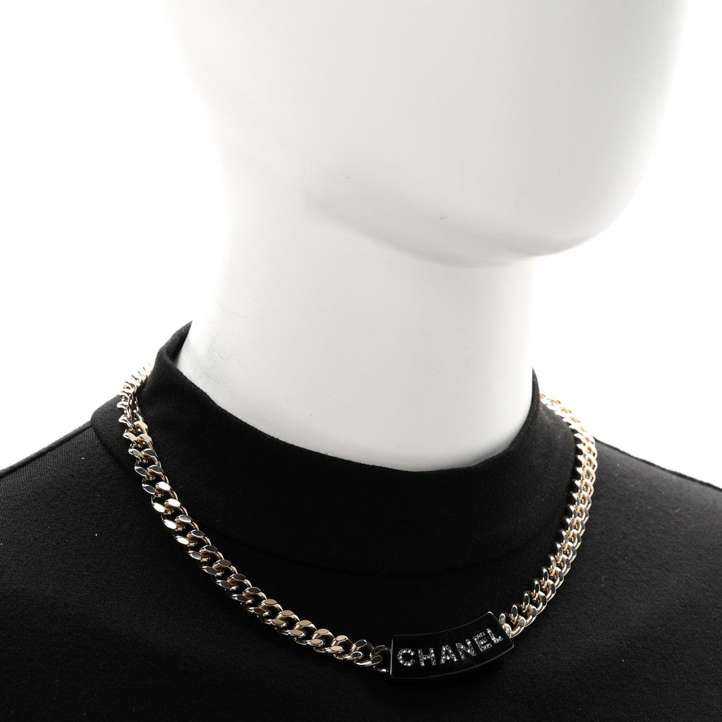 Metal Resin Crystal Chain Logo Necklace Gold Black