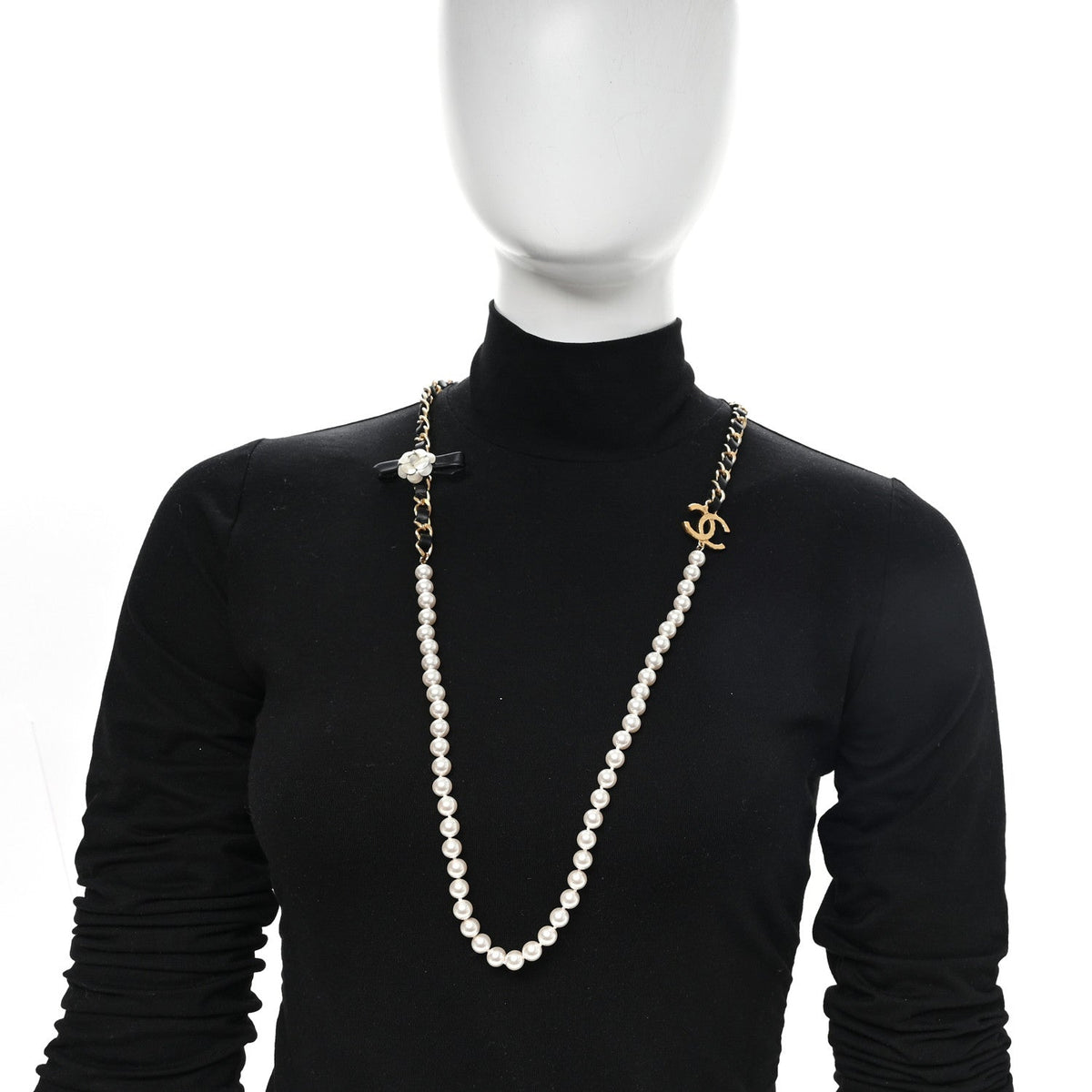 Calfskin Pearl Chain 90's Camellia Long Necklace Black Gold