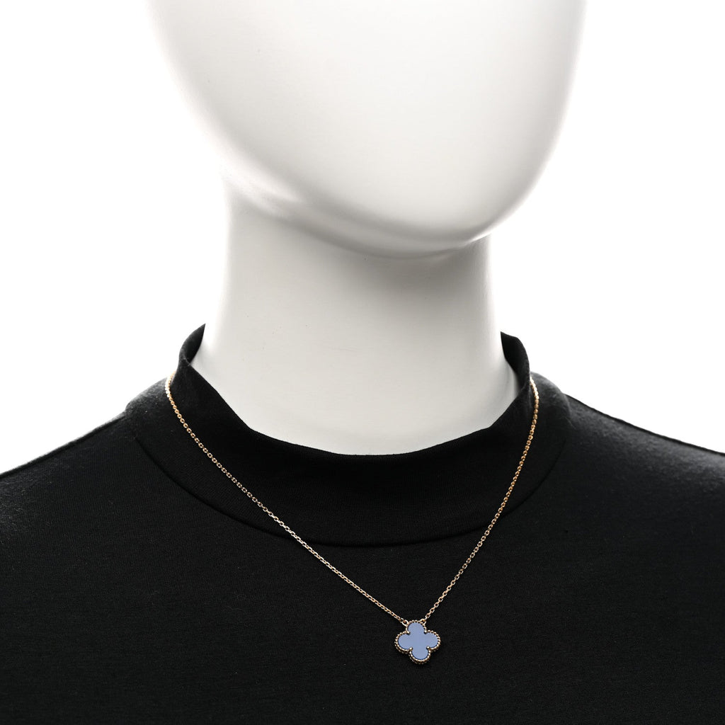18K Yellow Gold Blue Agate Vintage Alhambra Pendant Necklace