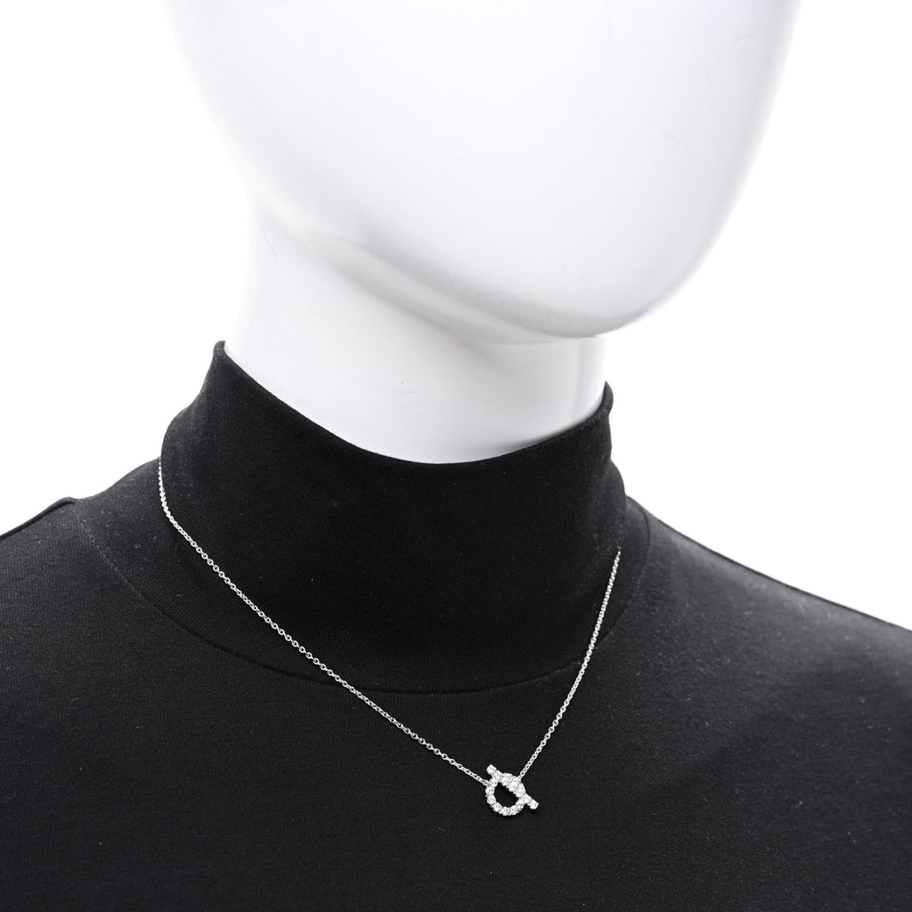 18K White Gold Diamond Finesse Pendant Necklace
