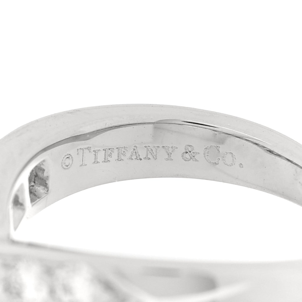 Platinum Diamond V Band Ring  48 4.5