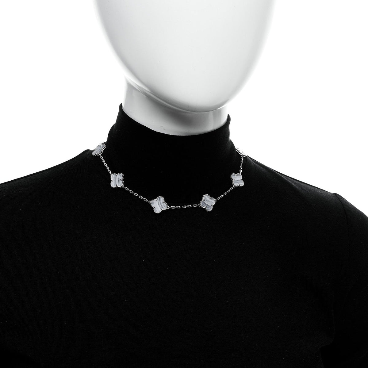 18K White Gold Chalcedony 10 Motifs Vintage Alhambra Necklace