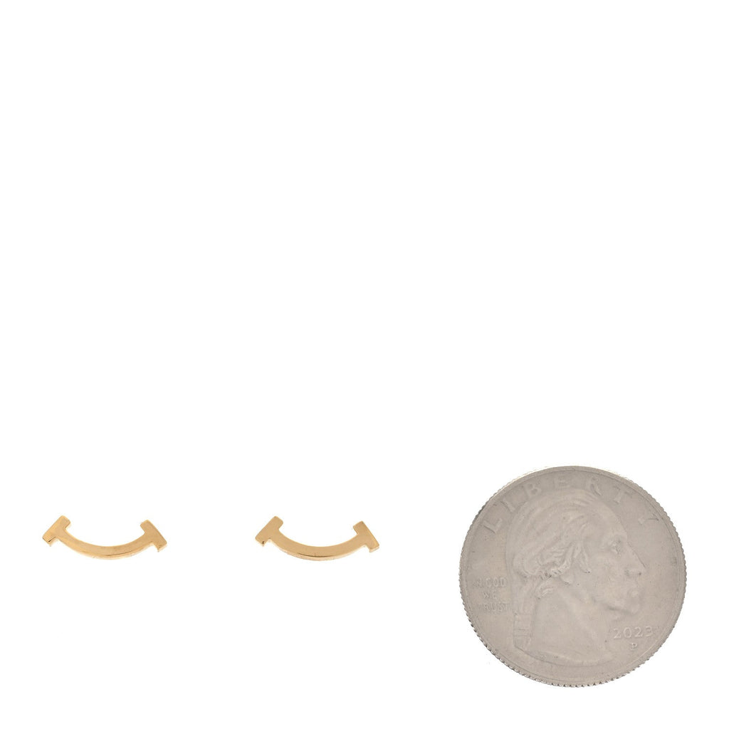 18K Yellow Gold T Smile Stud Earrings