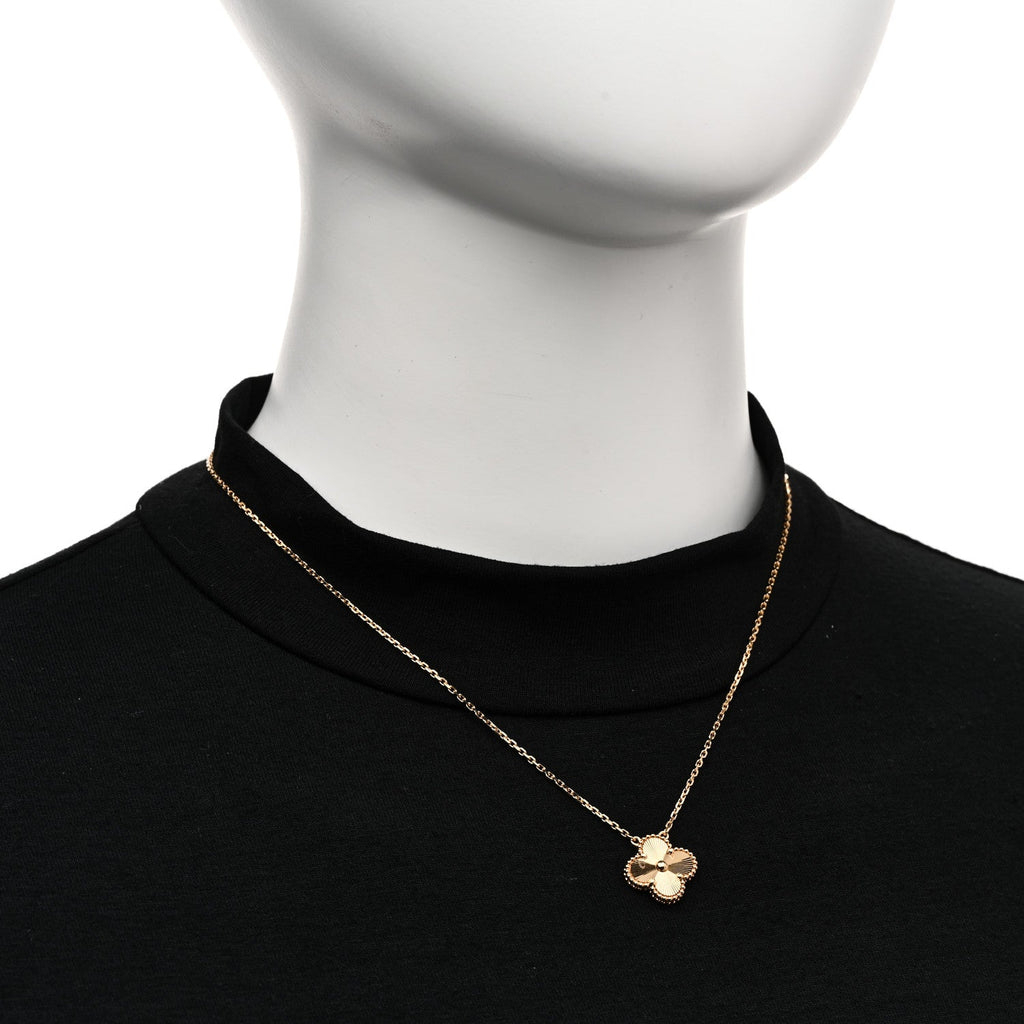 18K Yellow Gold Guilloche Vintage Alhambra Pendant Necklace