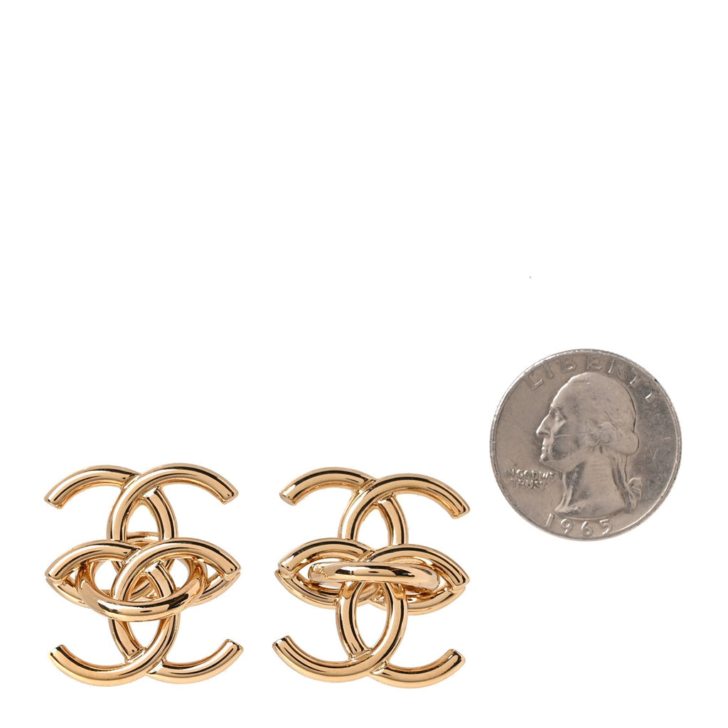 Metal Double CC Interlock Earrings Gold