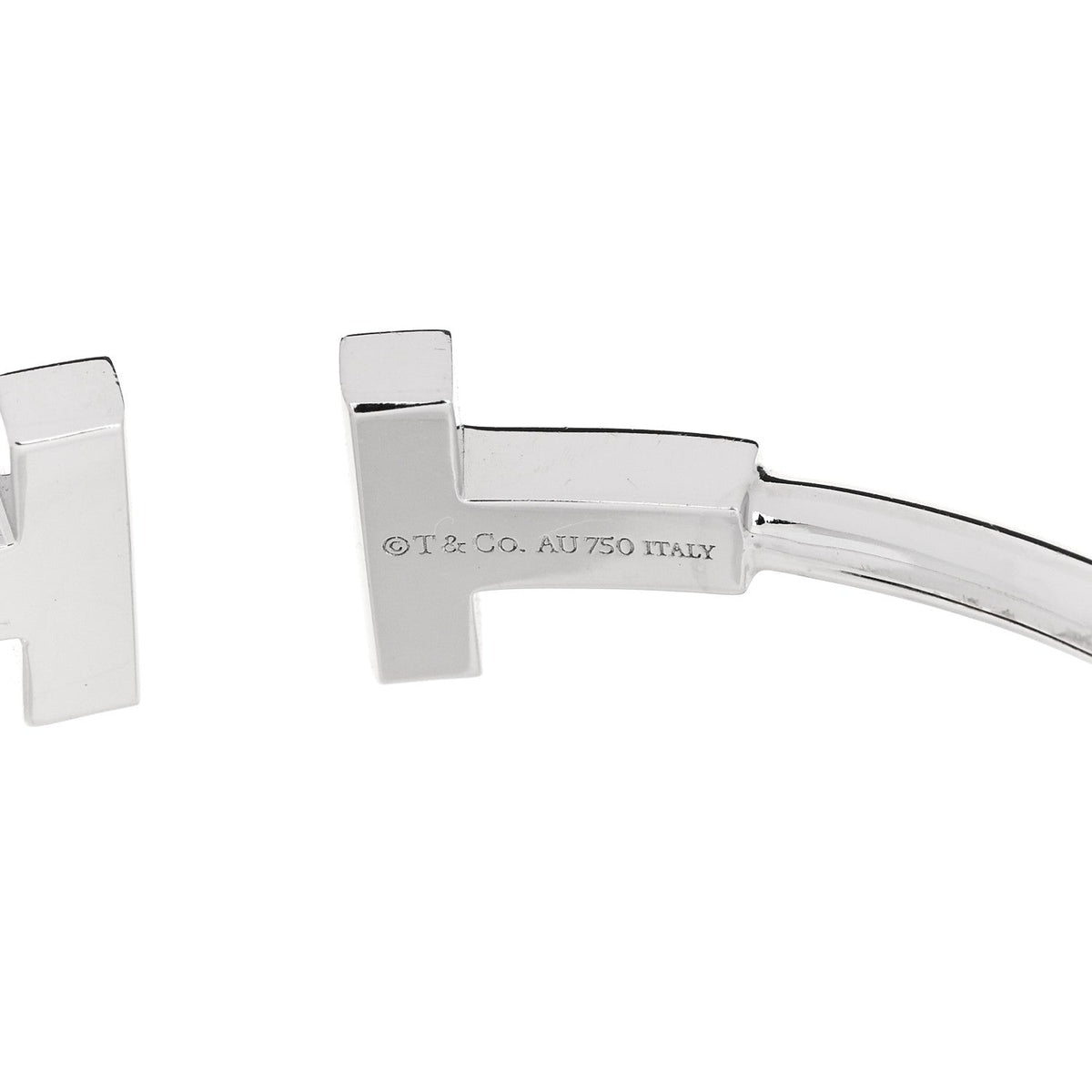 18K White Gold T Wire Bracelet