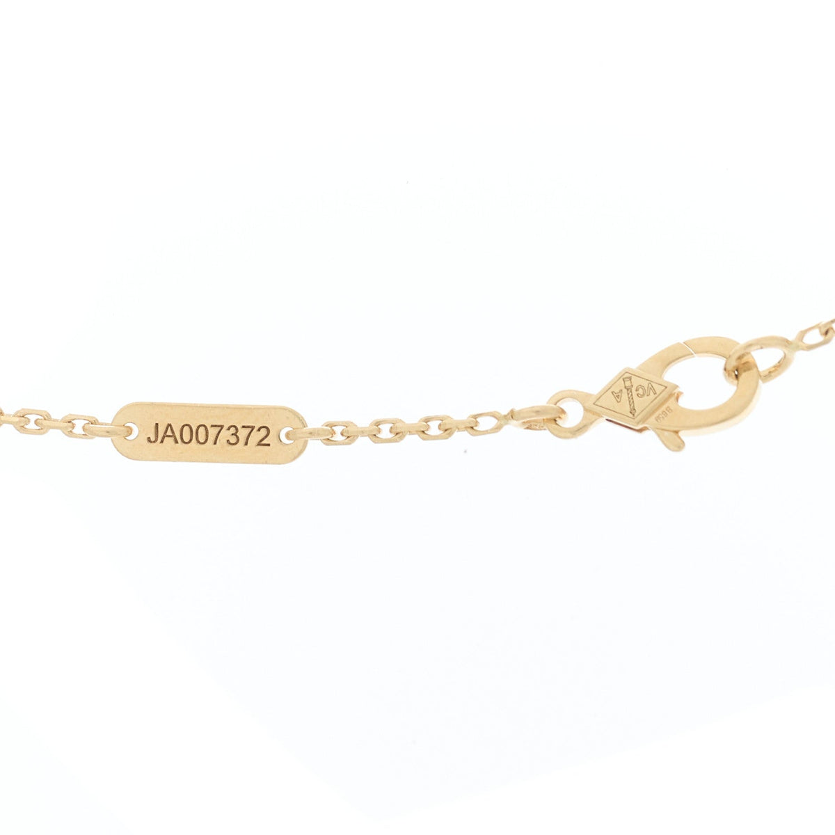 18K Yellow Gold Carnelian Vintage Alhambra Pendant Necklace