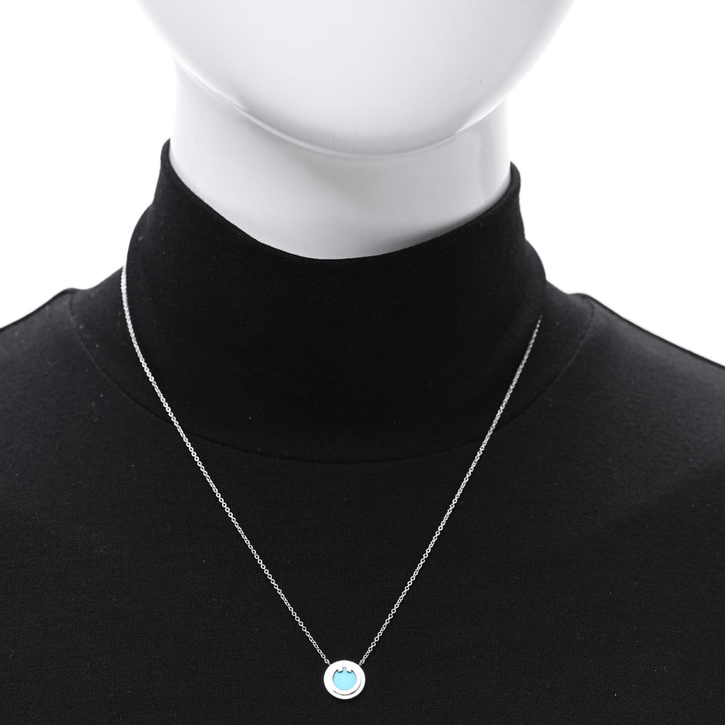 18K White Gold Turquoise T Circle Pendant Necklace