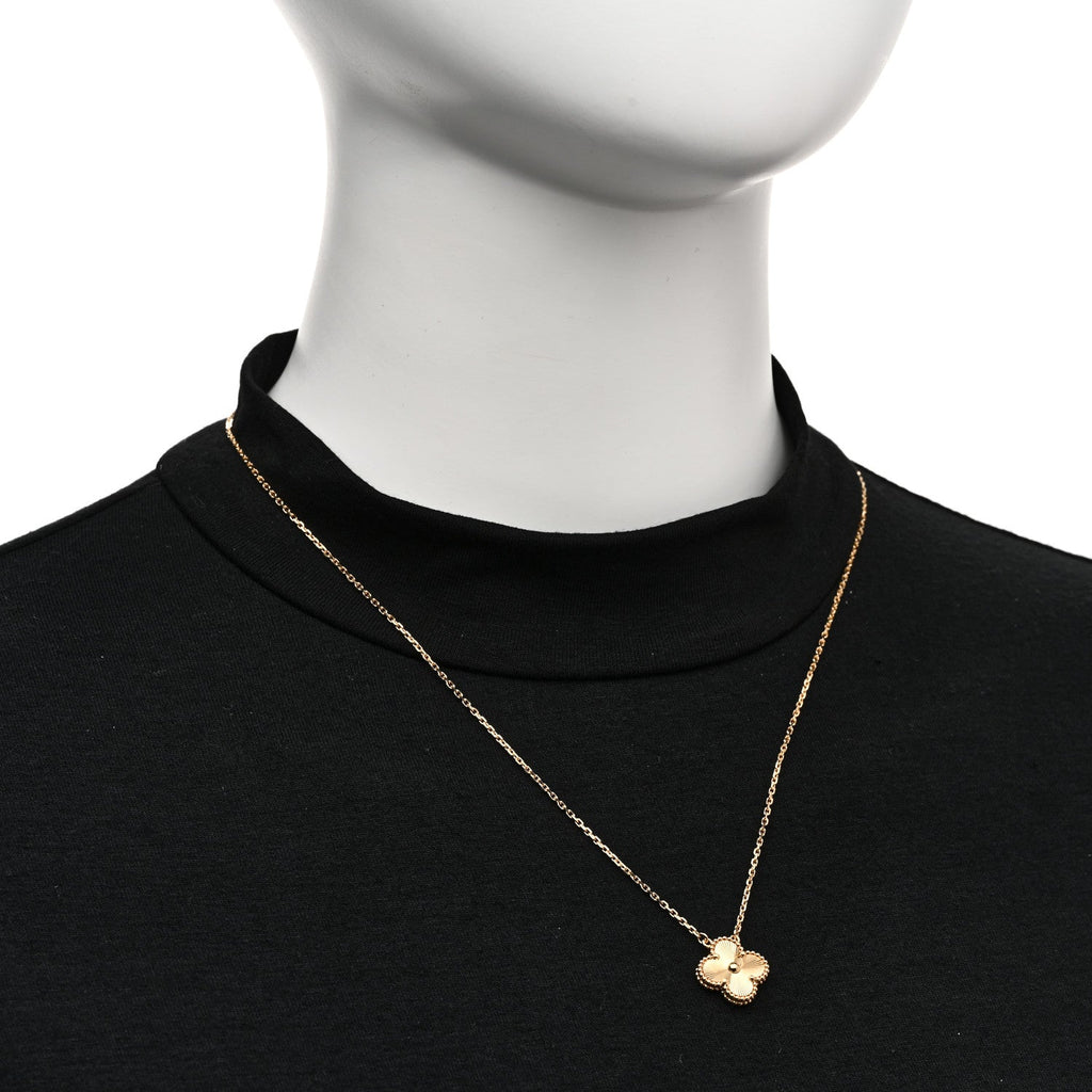 18K Yellow Gold Guilloche Vintage Alhambra Pendant Necklace