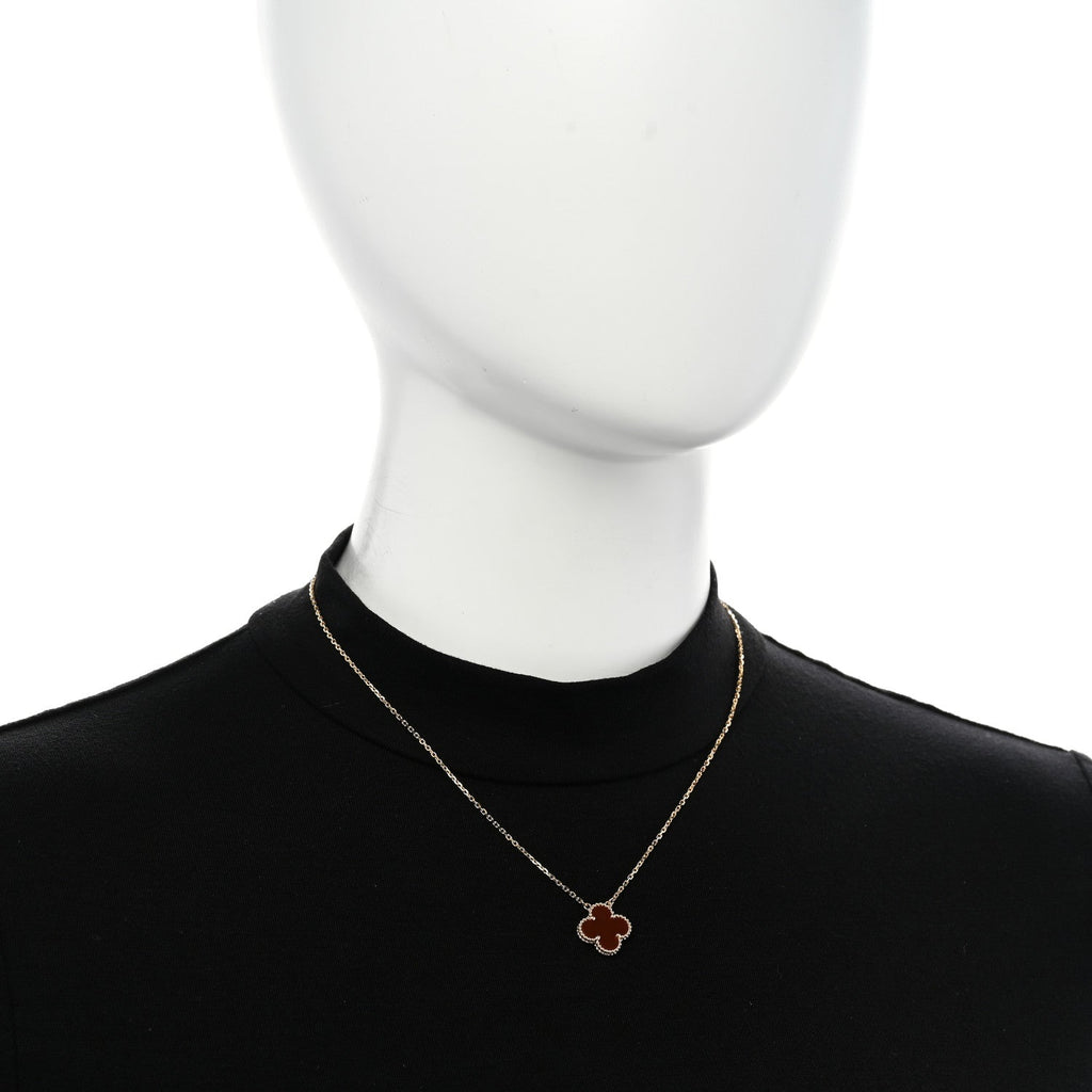18K Yellow Gold Carnelian Vintage Alhambra Pendant Necklace